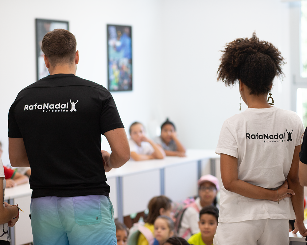Día Internacional contra la Violencia y el Acoso Escolar: construyendo ...