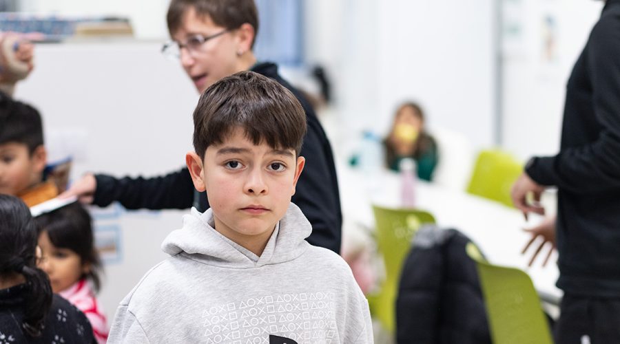 Training and support for families in the responsible use of the digital environment