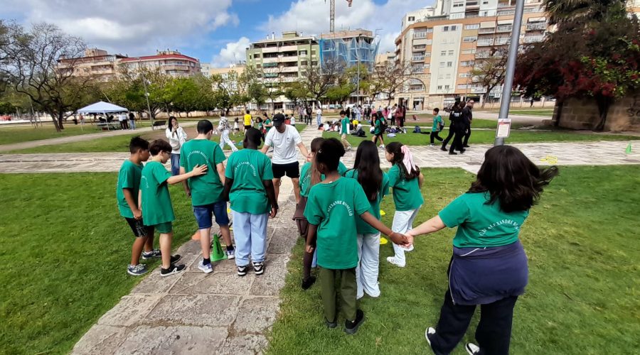 El Centre Fundació Rafa Nadal de Palma participa en la Fira d’Entitats del barri de Nou Llevant – La Soledat impulsant la multiculturalitat a través del joc